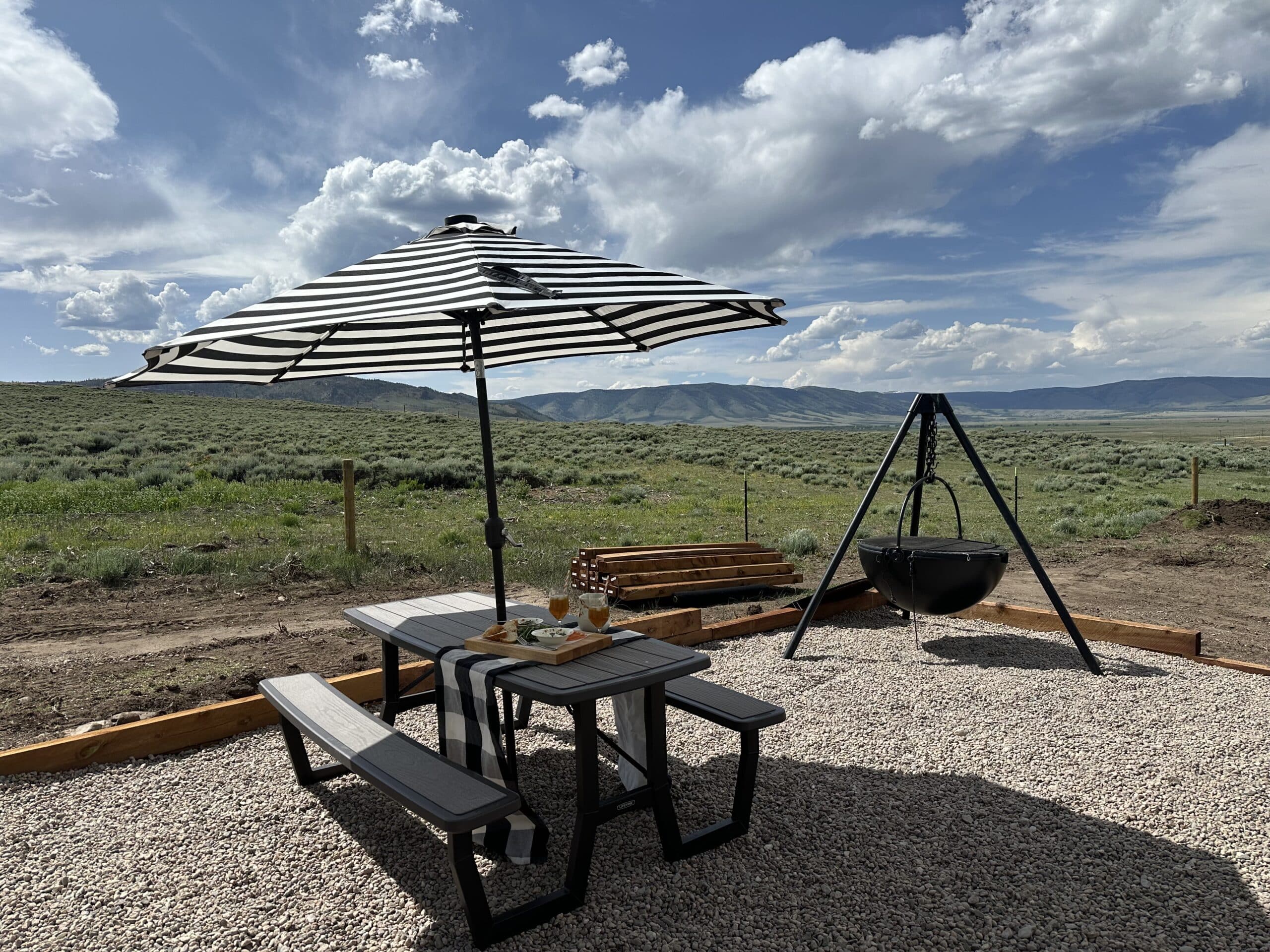 Tea and tatanka patio.